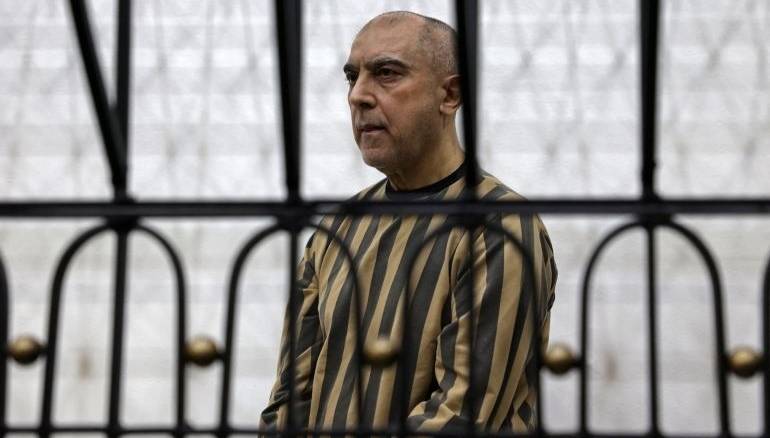 محاكمة عاطف نجيب: أول قرار سوري يتبنى القانون الدولي لملاحقة قتلة النظام البائد