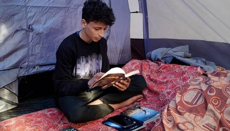 أشلاء .. رواية لطفل فلسطيني من خيمة نزوح في غزة