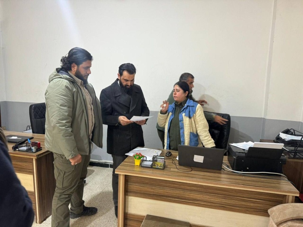 سوريا – الأمن الداخلي يتسلم مبنى مديرية الأمن في عين العرب ويباشر مهامه