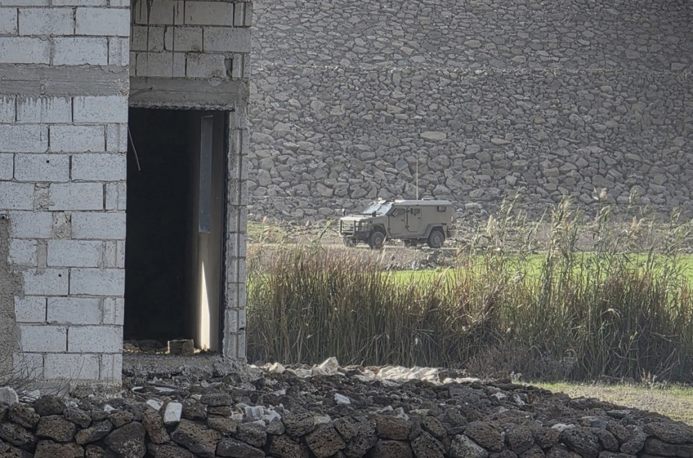 سوريا – قوات الاحتلال تتوغل في ريف القنيطرة الجنوبي وتفتش عدداً من المنازل