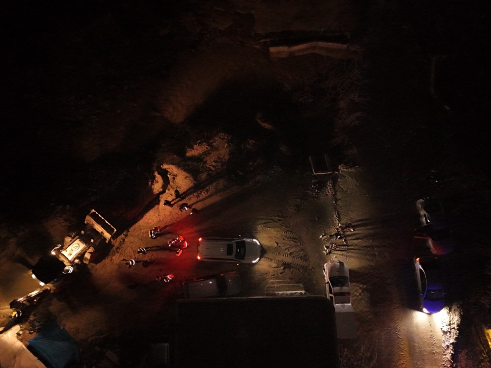 سوريا – لقي طفلان مصرعهما نتيجة السيول الجارفة التي شهدتها ريف اللاذقية