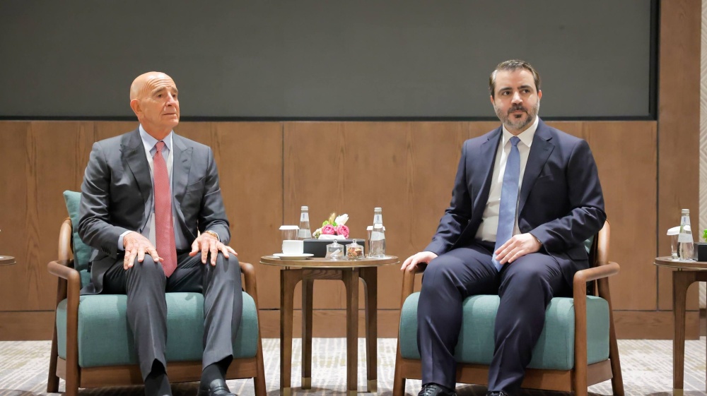 سوريا – الشيباني يلتقي المبعوث الأمريكي إلى سوريا في الرياض