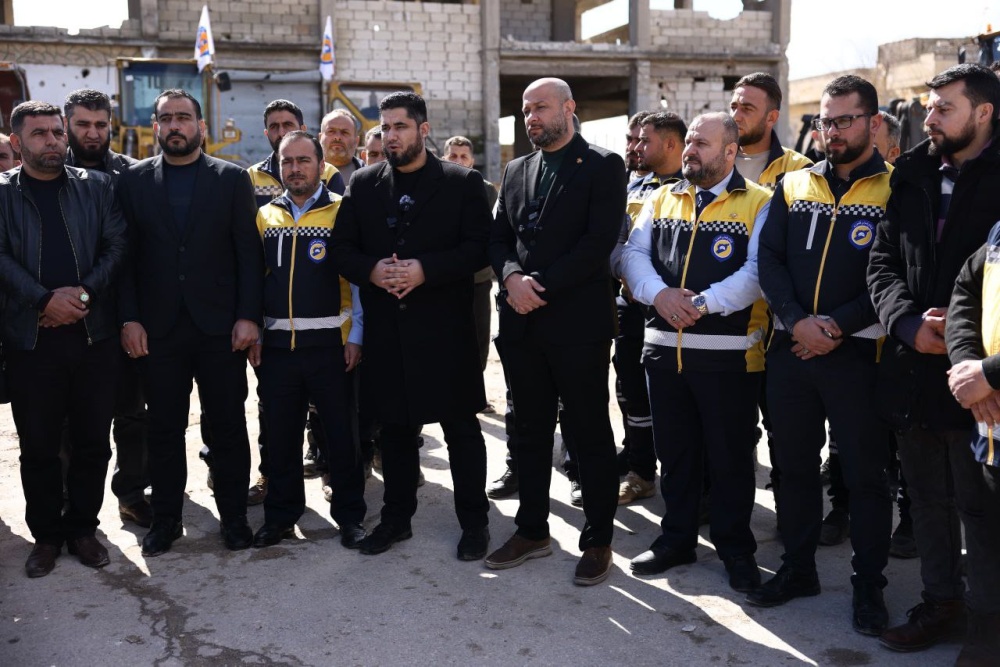 سوريا – إطلاق مشروع إزالة الأنقاض من الطرق في عدة مناطق بمحافظة إدلب