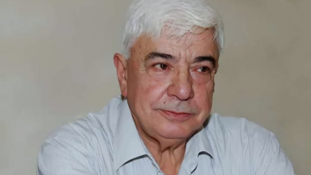 سوريا – بلوطة المسرح.. رحيل الكاتب والمخرج السوري فرحان بلبل عن عمر يناهز 88 عاماً