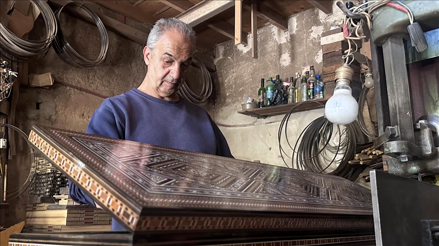 سوريا – الفسيفساء الخشبية.. فن دمشقي قديم يقاوم الانقراض