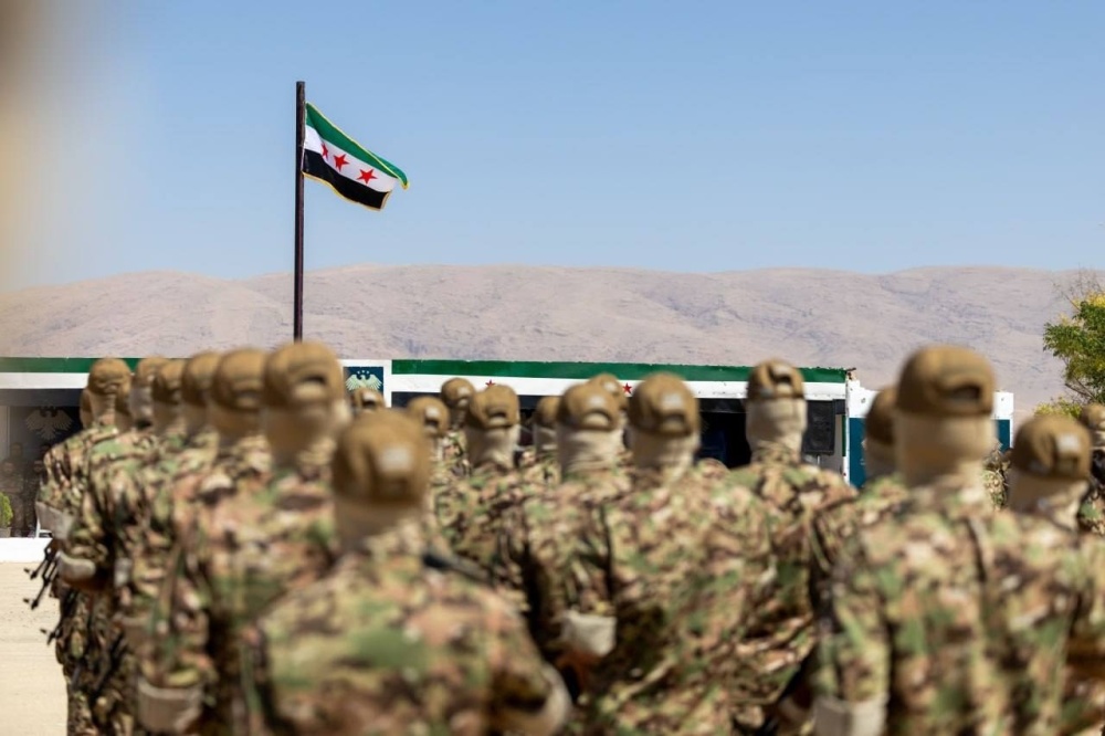 سوريا – وزارة الدفاع: وحدات من الجيش السوري تسيطر على قاعدة التنف