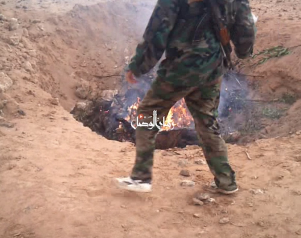 سوريا – تقرير حقوقي: الأسد أحرق 773 سورياً بينهم أطفال ونساء حتى عام 2015