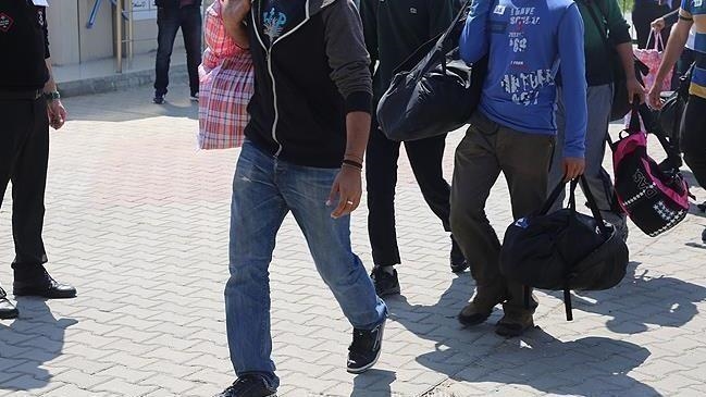 سوريا – تركيا: اعتقال 30 مهاجراً معظمهم سوريون واعتقال مهربين اثنين