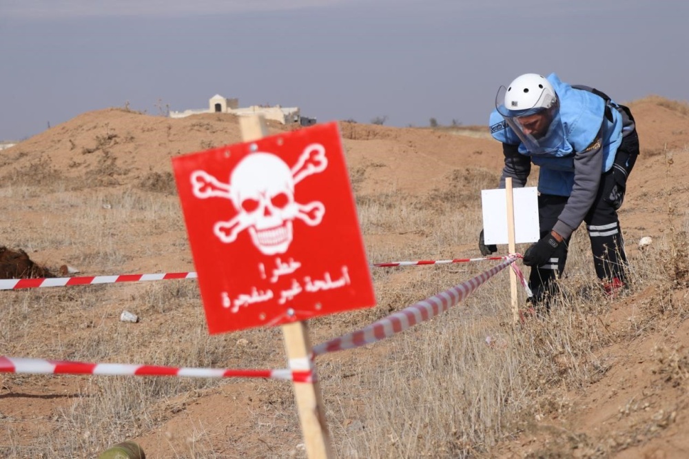 سوريا – إصابة طفل بانفجار لغم في ريف معرة النعمان ومطالبات بإزالة مخلفات الحرب