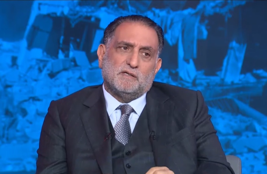 عزمي بشارة: تهجير الغزاويين قائم كخطة ونتنياهو فاتح مسؤولين غربيين بالموضوع