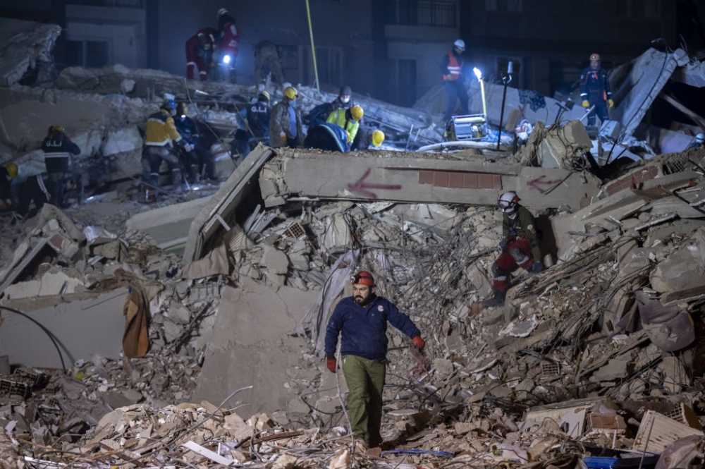 لغز الانهيار السريع للمباني في تركيا... خسائر الزلزال تفوق 30 مليار دولار