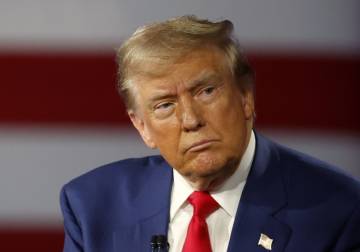 ترامب يطالب بترحيل رشيدة طليب وإلهان عمر