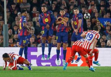 أتليتيكو مدريد يهزم برشلونة في ذهاب دور الثمانية بدوري الأبطال