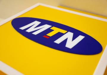 محامٍ سوري يطالب الحكومة بإلغاء عقود