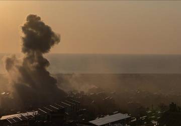 غارات جوية وقصف مدفعي إسرائيلي على لبنان