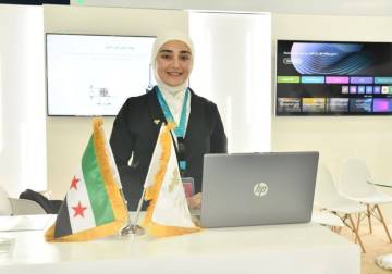 مهندسة سورية تحصد براءة اختراع لإبرة ثنائية المحاور في مجال الغزل الكهربائي