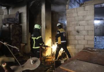 الدفاع المدني: 14 حريقاً في سوريا خلال يوم واحد