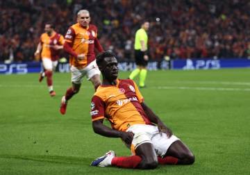 غالاطة سراي يتجاوز يوفنتوس ويقترب من ثمن نهائي دوري الأبطال