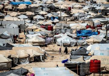 فرنسا تستعيد 10 أطفال و3 نساء من مخيمات شمال شرق سوريا