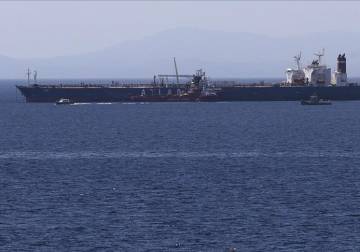 إيران تعلن استهداف 10 ناقلات نفط في مضيق هرمز