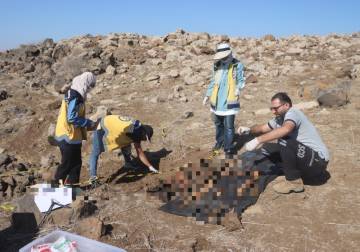 العثور على رفات بشرية قرب مدينة نوى بريف درعا
