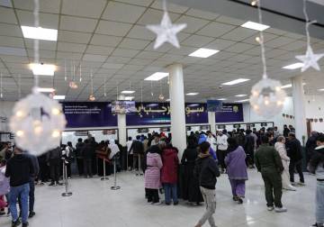 10 آلاف شخص يعبرون من لبنان إلى سوريا إثر الغارات الإسرائيلية