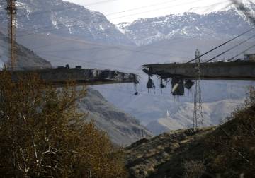 إيران.. ارتفاع قتلى الهجوم الأمريكي الإسرائيلي على جسر 