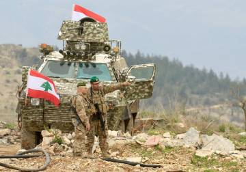 الجيش اللبناني يعلن إغلاق معابر 