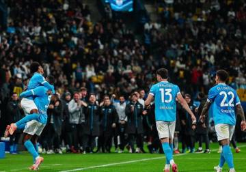 نابولي يتوج بكأس السوبر الإيطالي للمرة الثالثة