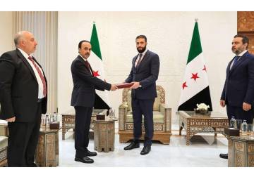 ​تكليف المستشار جمعة الدبيس العنزي بمهام القائم بأعمال السفارة السورية في القاهرة