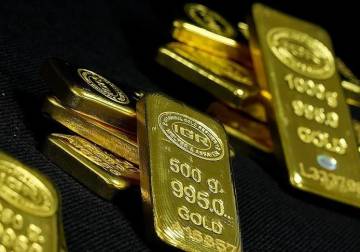 الذهب يتراجع 5 بالمئة إلى 4285 دولارا للأونصة