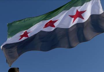 توقيف 5 أشخاص بريف طرطوس أثناء محاولتهم دخول الأراضي السورية