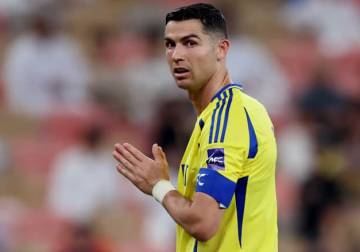 النصر السعودي يجدد عقد النجم البرتغالي رونالدو