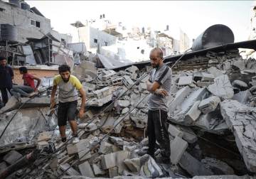 غزة: 100 شهيد بينهم 35 طفلا خلال 12 ساعة