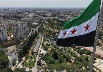 قاضٍ يُصدر حكماً ثانياً بحق المعارض 