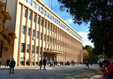 ملايين الليرات مقابل حلم التخرج.. عندما تصبح الجامعات السورية لمن يستطيع إليها سبيلاً