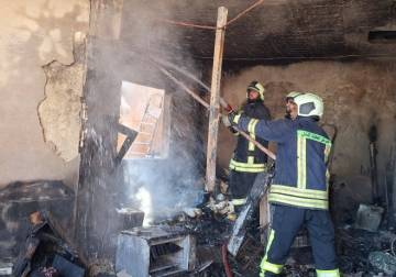 الدفاع المدني يستجيب لـ25 حريقاً في سوريا