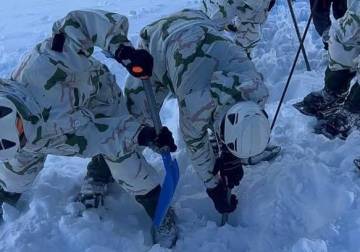 المغرب.. انتشال 3 جثث إثر انهيار ثلجي بجبل توبقال