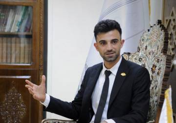 علي مصطفى المحمد: سفير الطفولة المكرَّم من الرئيس يبيت في الشارع بعد خلافات داخل الوزارة