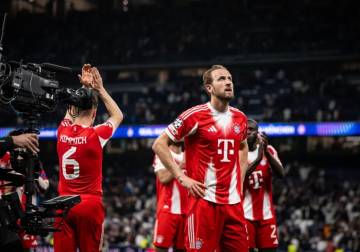 دوري أبطال أوروبا: بايرن ميونيخ وآرسنال يضعان قدما في المربع الذهبي