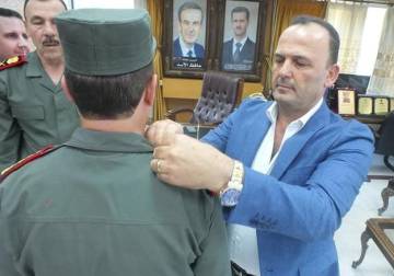 حجز احتياطي ومنع سفر يطالان العميد شكيب نصر وعائلته المقرب من الهجري والفار إلى السويداء