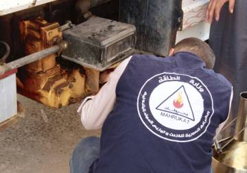  توظيف المئات في 