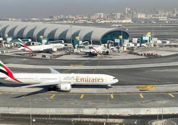 مطارا أبوظبي ودبي يواصلان الاستئناف 