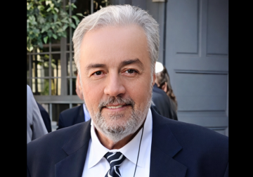 رحيل الباحث والمؤرخ 