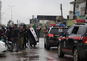 قوى الأمن الداخلي تنتشر في مدينة الطبقة