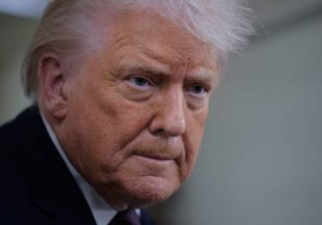 ترامب: أسطول حربي آخر يتجه نحو إيران الآن