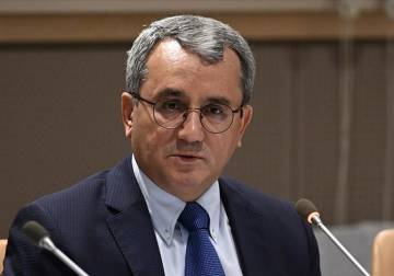 تركيا: الحكومة المركزية لا غنى عنها من أجل الاستقرار في سوريا
