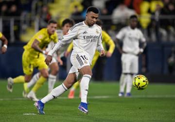 ثنائية مبابي تقود ريال مدريد لتجاوز فياريال