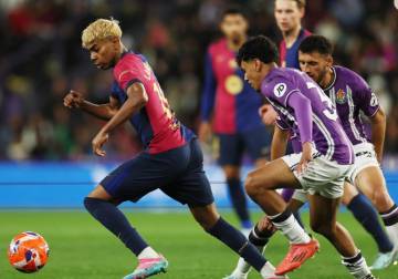 برشلونة يقلب تأخره إلى فوز على بلد الوليد في الدوري الإسباني