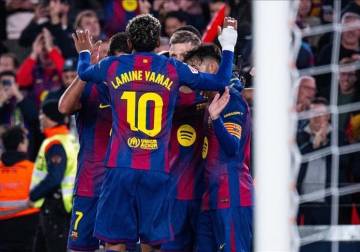 برشلونة يقلب الطاولة على أتلتيكو مدريد ويعزز صدارته لليغا